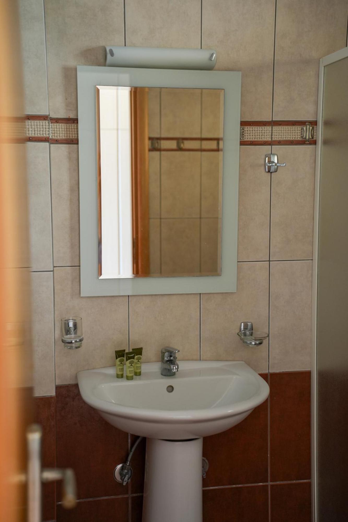 Coralli 4* Perdika (Epirus)